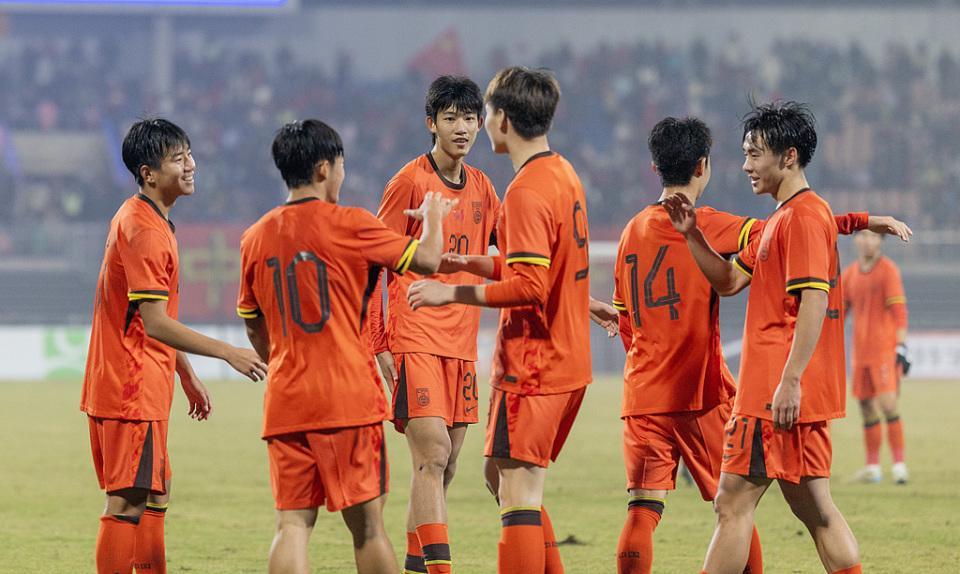 kaiyun团队-重磅！U17亚洲杯或移至中国举办 武汉成候选地 网友：应重新抽签